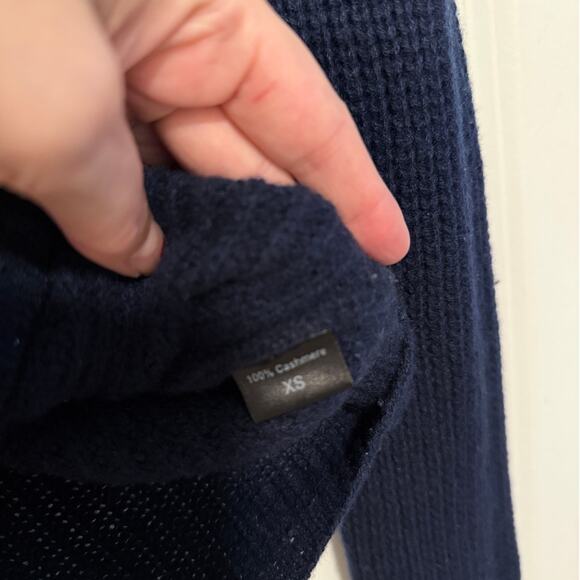 Jenni Kayne XS Oversized 100% Cashmere $425 Fisherman Sweater Crewneck Navy Blue - Picture 7 of 10